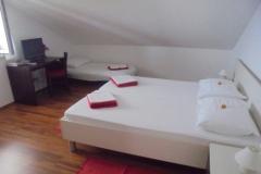 Apartments Nada Apartment 3 – A3 -crveni foto 2