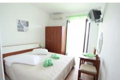Rooms Bili Galeb BED? Room 3 – GREEN foto 1