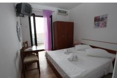 Rooms Bili Galeb BED? Room 4 – PURPLE 1 foto 3