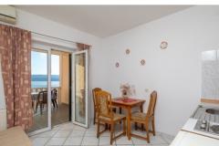 Family Rooms &amp; Apartments Omis Apartment 4 – 202 foto 1