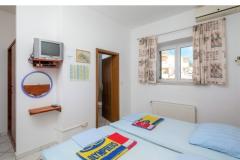 Family Rooms &amp; Apartments Omis Room 5 – kuglana foto 2