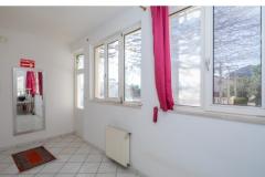 Family Rooms &amp; Apartments Omis Room 5 – kuglana foto 4