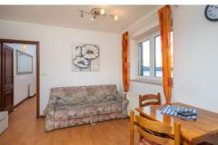 Family Rooms &amp; Apartments Omis Room 7 – APARTMAN S foto 3