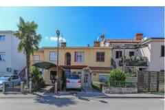 House Ivan Apartment 1 – B4+1 foto 1