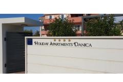 Holiday Apartments Danica ****  Apartment 4 – Holiday4Yo foto 1