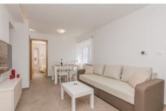 Mustaća Dvori Apartment 1 – Josip foto 1