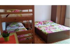Rooms i apartmani Lidija Room 5 – Soba 2+2 foto 5