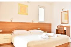 Apartments Stone  Tučepi  Apartment 1 – A 2 - 100 foto 3