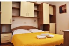 Apartments Stone  Tučepi  Apartment 4 – A2+3 -103 foto 1