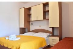 Apartments Stone  Tučepi  Apartment 4 – A2+3 -103 foto 3