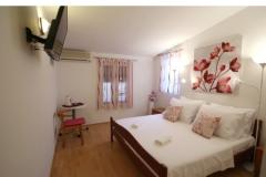 Apartments Daša Tučepi Room 4 – room no4 foto 2