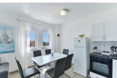 Crowonder Luxury Vir Apartment 2 – A5 foto 2