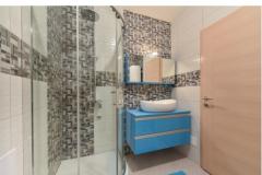 Crowonder Luxury Vir Apartment 5 – A2 foto 4