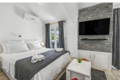 Vila s bazenom i jacuzzijima Apartment 3: (2+1) – A3 foto 2