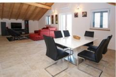 Villa Lucich I. - II. Apartment 1 – 4+3 LUX foto 5