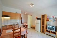 Apartments Pešut Apartment 1: (2+3) – prizemlje1 foto 3