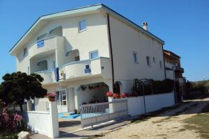 Apartments Danijela  – Nin