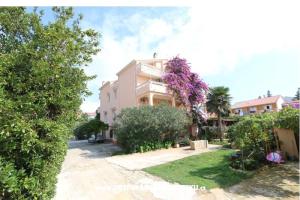 Apartments Iva – Novalja