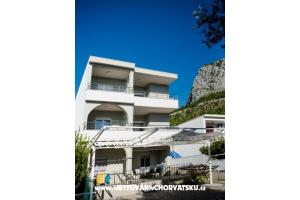 Apartments Martinović – Zaostrog