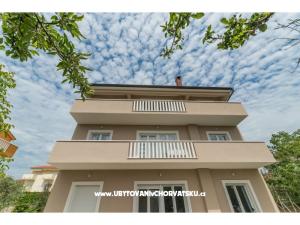 Apartments Campanel