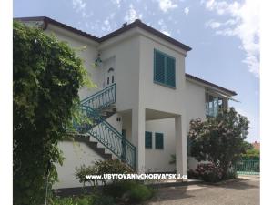 Apartaments Ela Krk