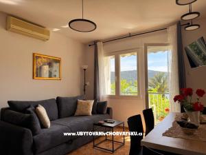 Apartments Ena i Enio