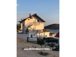 Apartments Ruža