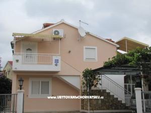 Apartments Škarpa