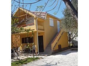 Apartments Petar
