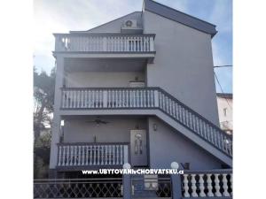 Apartments Ria Vodice