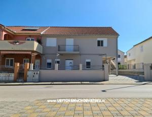 Apartments Ćelić