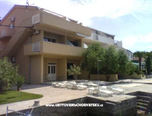 Apartments Ana