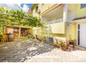 Apartments Ana-Maria