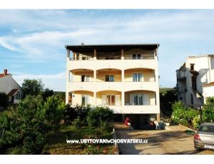 Apartments Iva
