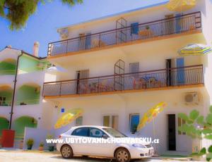 Apartments Prlenda