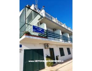 Apartments Ana i Ante