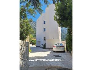 Apartments Igrane
