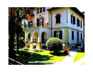 Apartments Villa Adelina