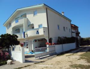 Apartments Danijela 