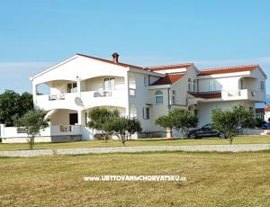 Apartments Mrdelja Vrsi
