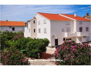 Apartments Lucija