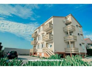Apartments Matan