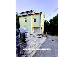Apartments Sviličić