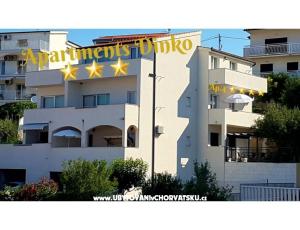 Apartments Dinko