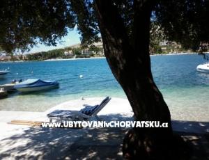 Apartments 10 metara od mora