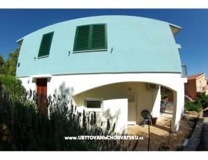 Primosten Apartments Rest place