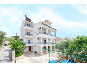 Apartments Vila Veljko