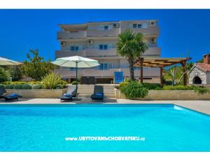 Apartments  ANA