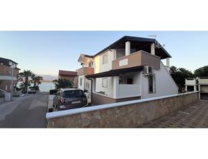 Alida apartmani Vir
