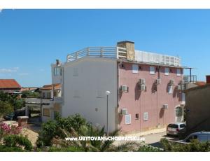 Apartments Marija i Josip